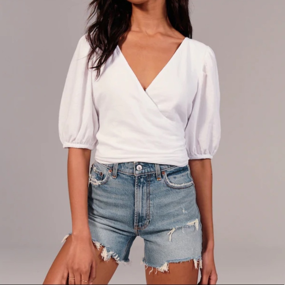 Abercrombie High Rise 4 Inch Mom Shorts
